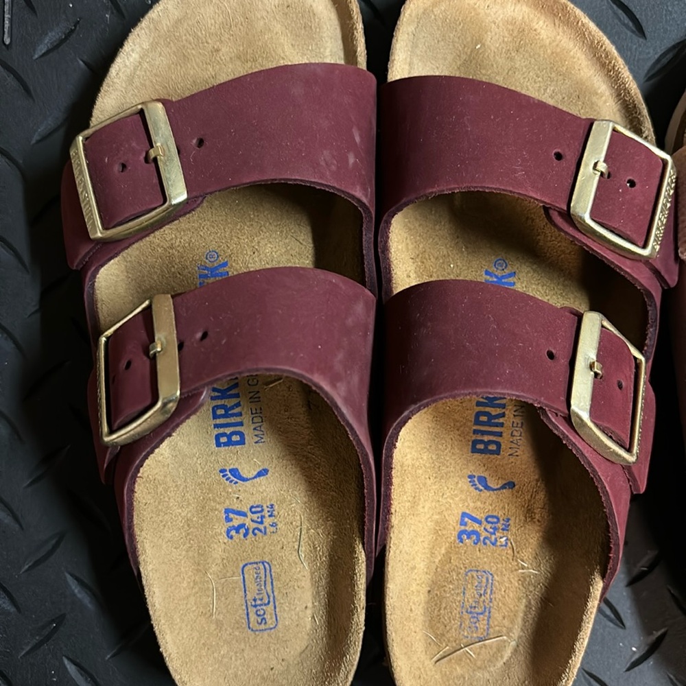 Birkenstock sandals like new